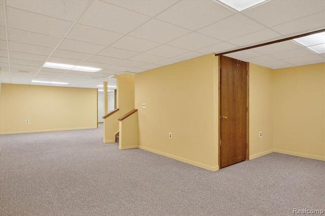 4364 S Meadow Drive, Waterford, MI 48329