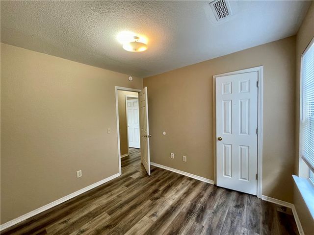 2381 Springbrook Avenue, Springdale, AR 72764