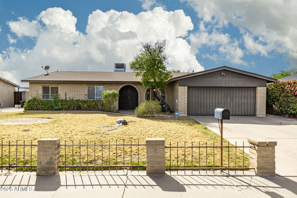 12402 N 47TH Avenue, Glendale, AZ 85304