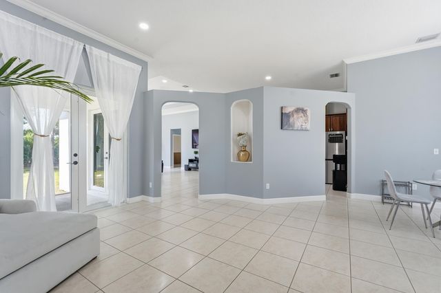 18220 90TH Street N, The Acreage, FL 33470