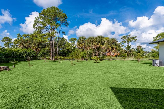 18220 90TH Street N, The Acreage, FL 33470