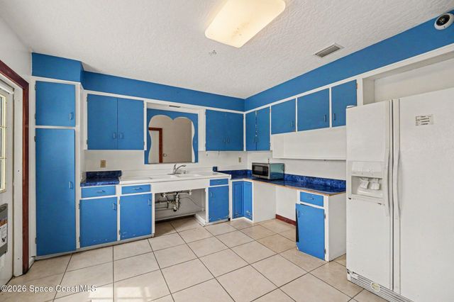 1600 Avocado Avenue, Melbourne, FL 32935