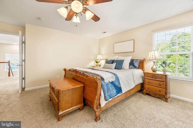 5301 GUNSTON HALL DR, Woodbridge, VA 22193