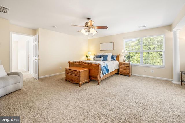 5301 GUNSTON HALL DR, Woodbridge, VA 22193