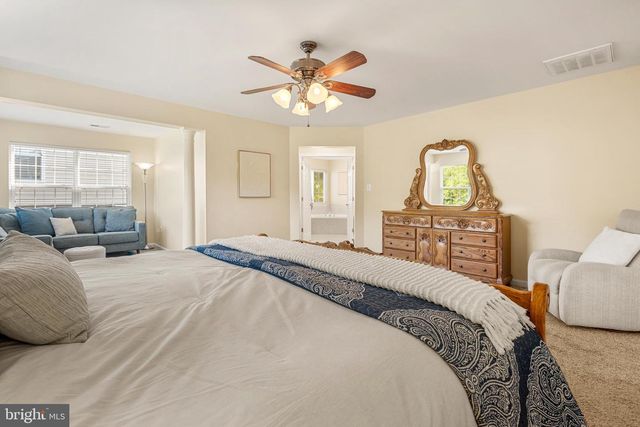 5301 GUNSTON HALL DR, Woodbridge, VA 22193