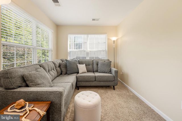 5301 GUNSTON HALL DR, Woodbridge, VA 22193