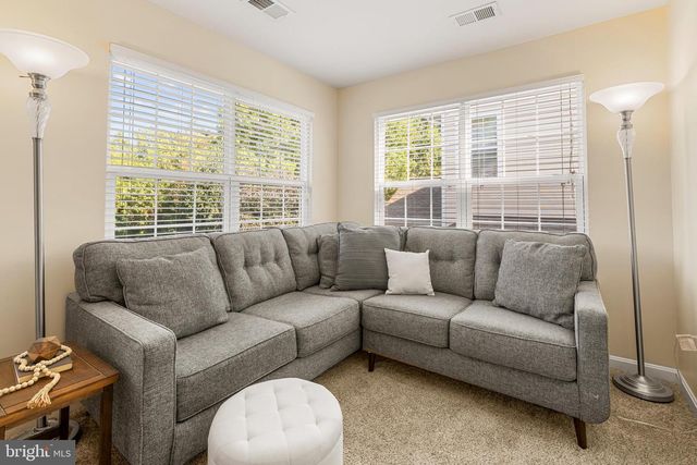 5301 GUNSTON HALL DR, Woodbridge, VA 22193