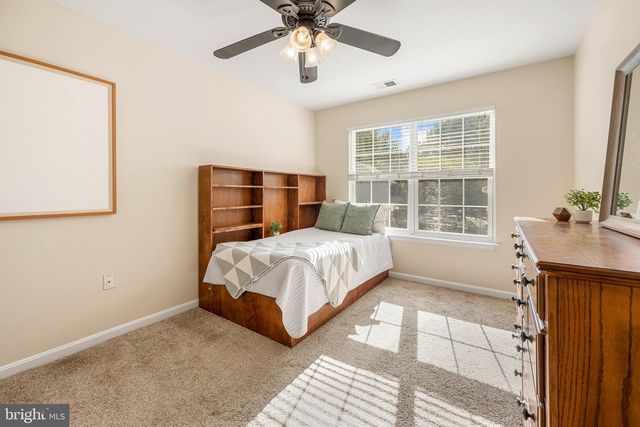 5301 GUNSTON HALL DR, Woodbridge, VA 22193