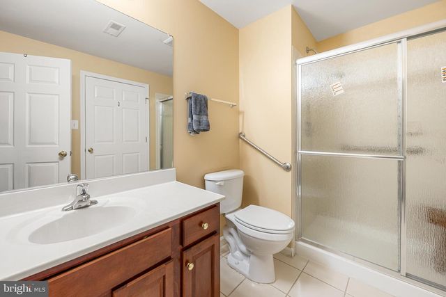 5301 GUNSTON HALL DR, Woodbridge, VA 22193