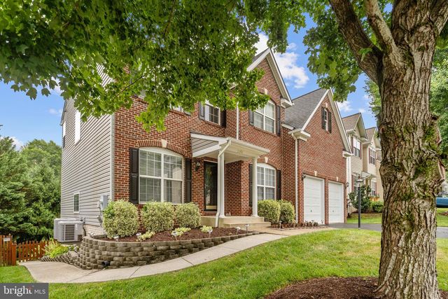 5301 GUNSTON HALL DR, Woodbridge, VA 22193