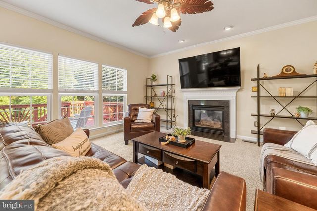 5301 GUNSTON HALL DR, Woodbridge, VA 22193