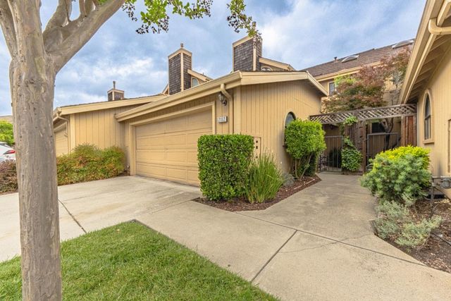 2112 Darnis Circle, Morgan Hill, CA 95037