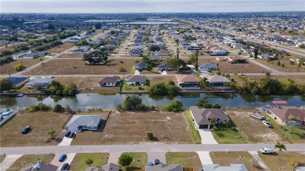 624 NW 3rd AVE, CAPE CORAL, FL 33993 — photo 4