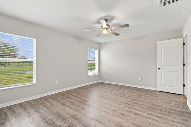 6735 BAR S BAR TRAIL, Zephyrhills, FL 33541