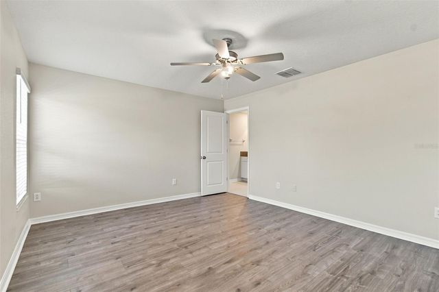 6735 BAR S BAR TRAIL, Zephyrhills, FL 33541