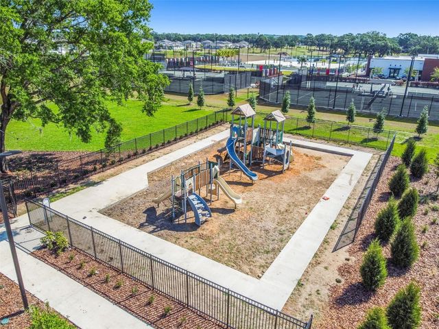 6735 BAR S BAR TRAIL, Zephyrhills, FL 33541