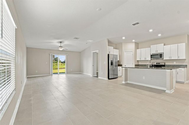 6735 BAR S BAR TRAIL, Zephyrhills, FL 33541