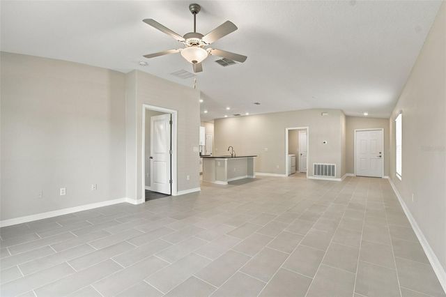 6735 BAR S BAR TRAIL, Zephyrhills, FL 33541