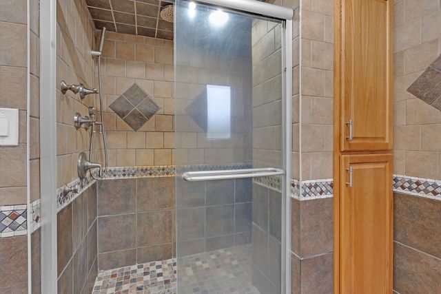 27514 N Forest Garden Road, Wauconda, IL 60084