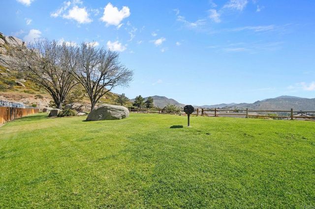 1213 Bitterbush Ln, El Cajon, CA 92019