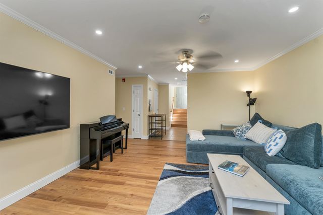 25 Sullivan Way Unit 4, Laconia, NH 03246