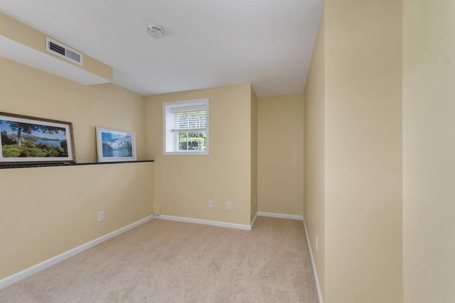 25 Sullivan Way Unit 4, Laconia, NH 03246