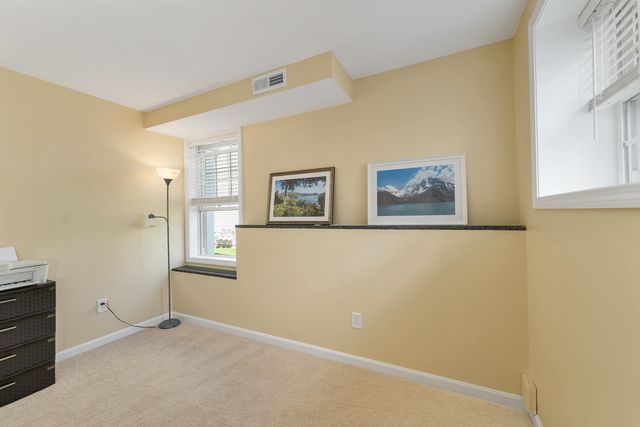 25 Sullivan Way Unit 4, Laconia, NH 03246