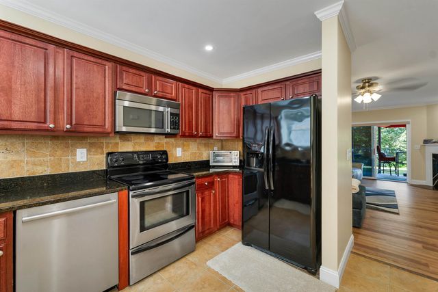 25 Sullivan Way Unit 4, Laconia, NH 03246