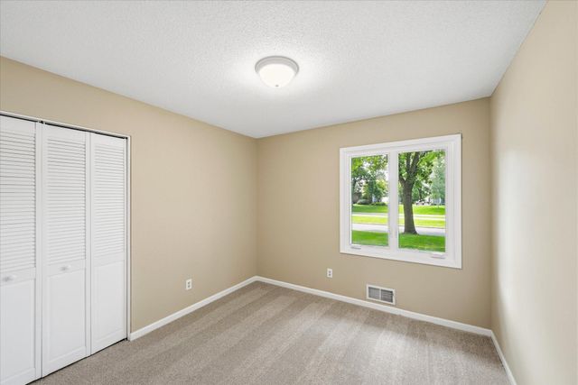 14760 91st Avenue N, Maple Grove, MN 55369