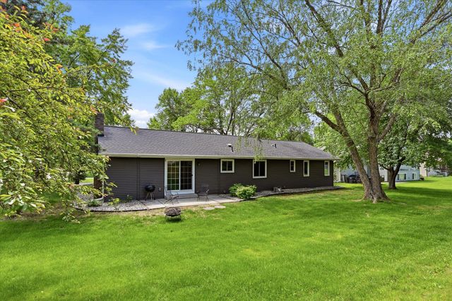 14760 91st Avenue N, Maple Grove, MN 55369