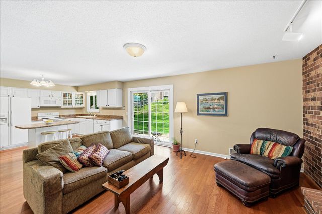 14760 91st Avenue N, Maple Grove, MN 55369