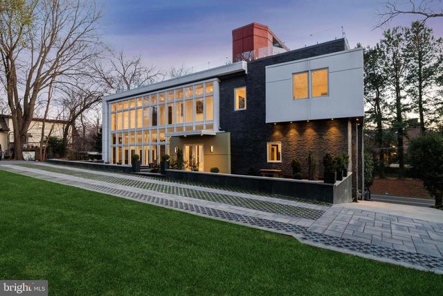 6304 OLD DOMINION DR, Mclean, VA 22101