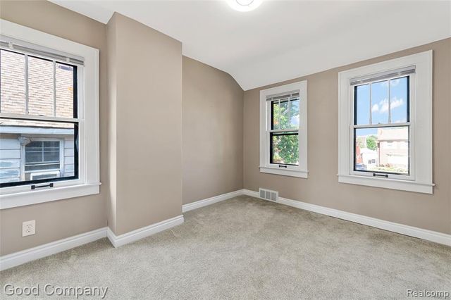 14835 Penrod Street, Detroit, MI 48223