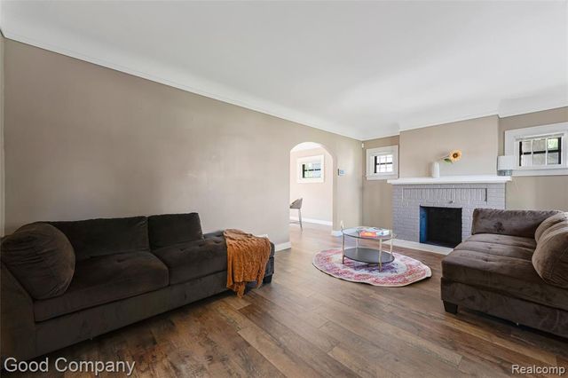14835 Penrod Street, Detroit, MI 48223