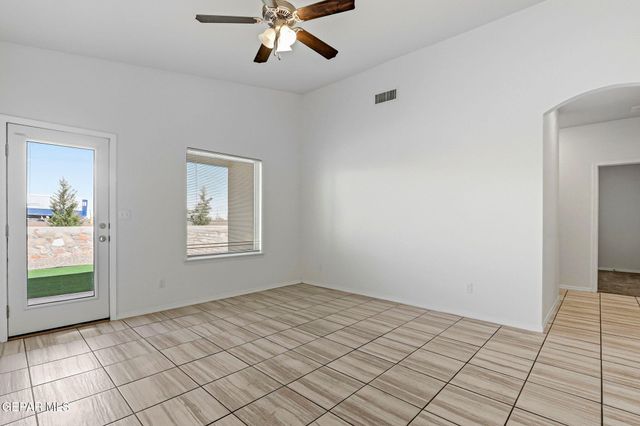 13045 Aerodrome Avenue, Horizon City, TX 79928
