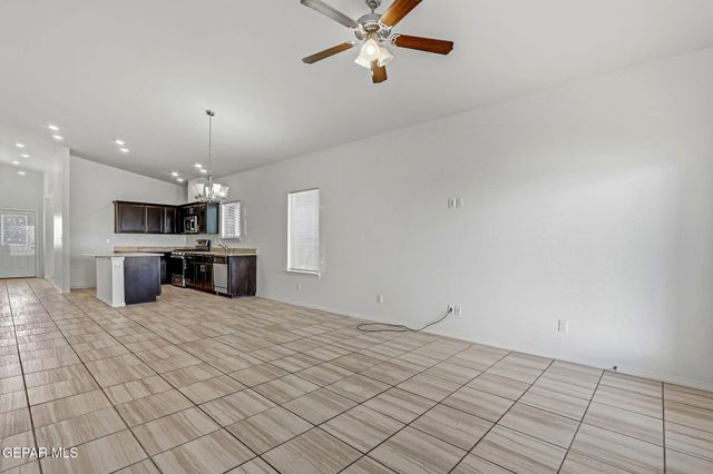 13045 Aerodrome Avenue, Horizon City, TX 79928
