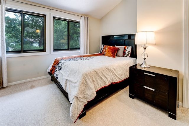 559 Great Elm Way 559, Acton, MA 01718