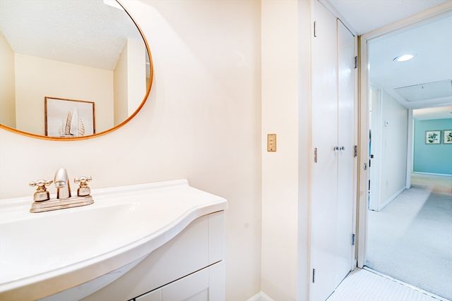 559 Great Elm Way 559, Acton, MA 01718