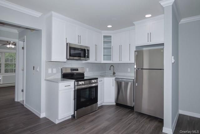 241 W Main Street 5, Bay Shore, NY 11706