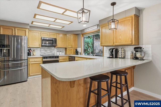 1818 Pepper Tree Ct SE, Salem, OR 97306