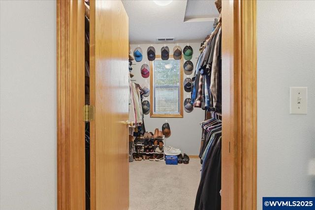 1818 Pepper Tree Ct SE, Salem, OR 97306