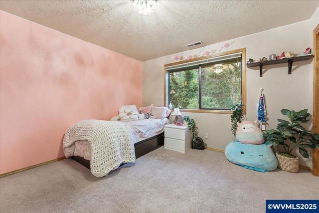 1818 Pepper Tree Ct SE, Salem, OR 97306