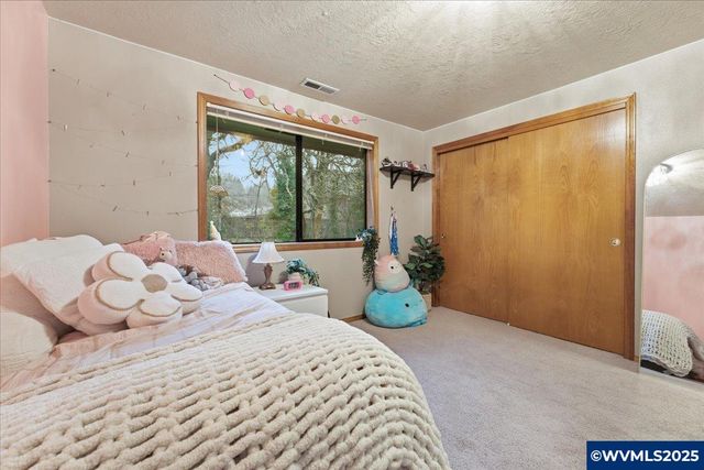 1818 Pepper Tree Ct SE, Salem, OR 97306