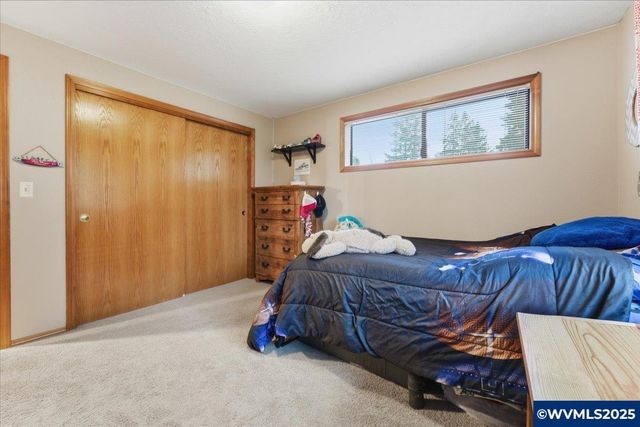 1818 Pepper Tree Ct SE, Salem, OR 97306