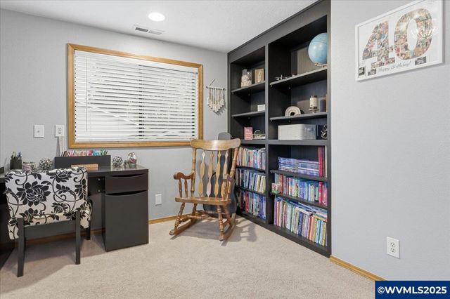 1818 Pepper Tree Ct SE, Salem, OR 97306