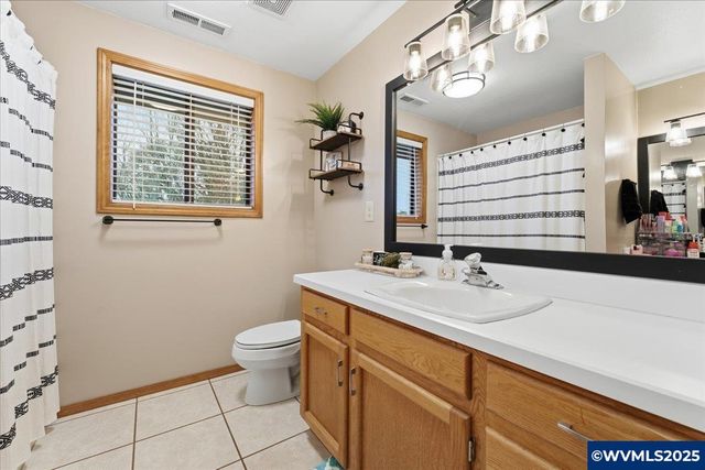 1818 Pepper Tree Ct SE, Salem, OR 97306