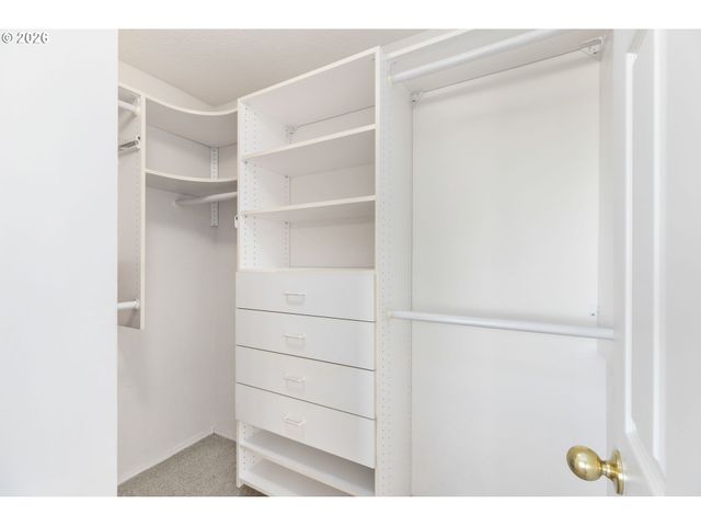 12878 Sw SIERRA VISTA Dr, Lake Oswego, OR 97035