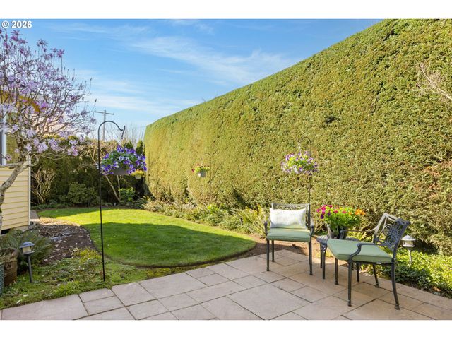 12878 Sw SIERRA VISTA Dr, Lake Oswego, OR 97035