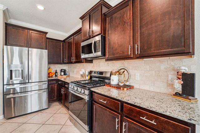 129 S Bearkat Court, Montgomery, TX 77316