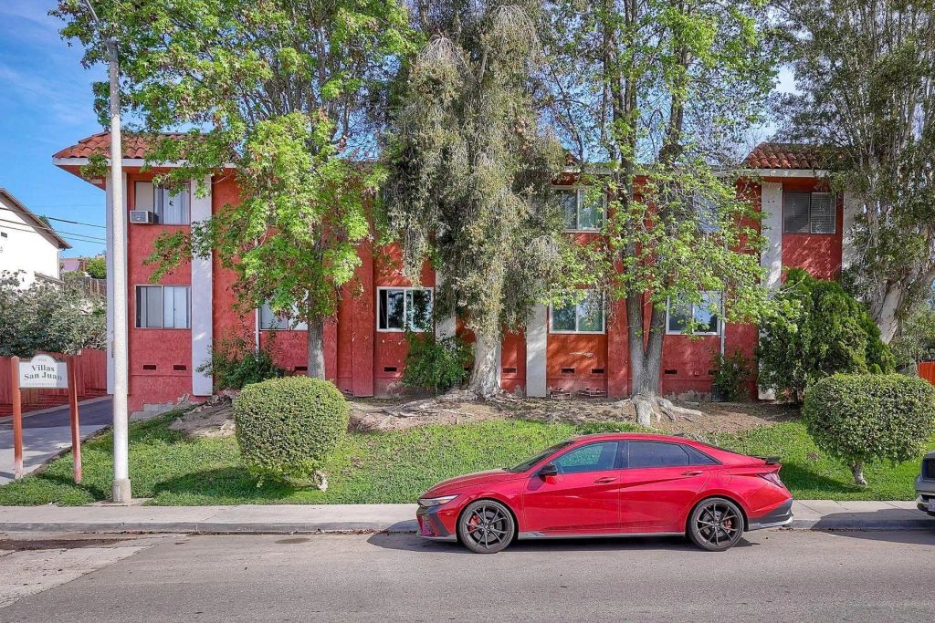 9948 San Juan St 4, Spring Valley, CA 91977